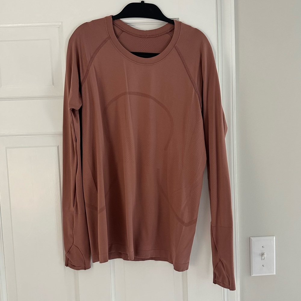 Lululemon Swiftly Tech Long-Sleeve